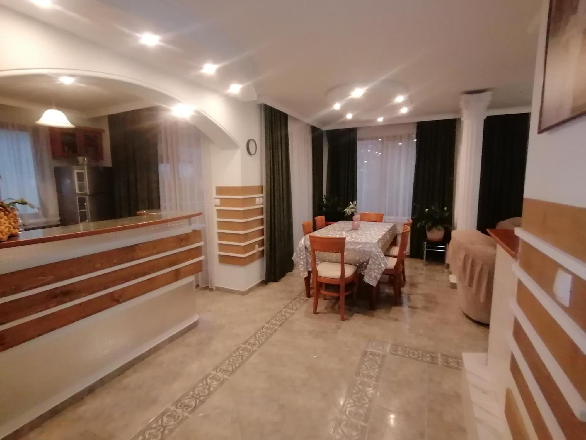 Boutique Guest House Ikonomov 班斯科 外观 照片